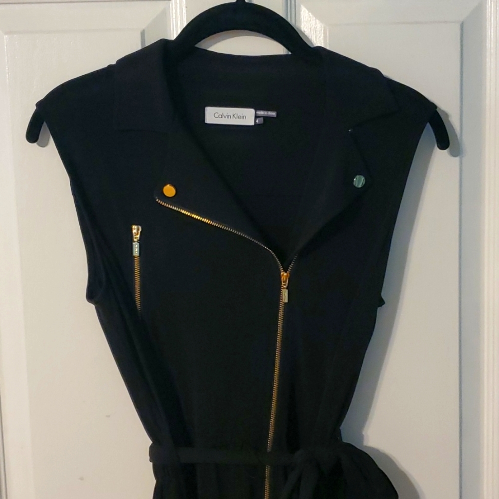 Calvin Klein Size 4 Jumpsuit